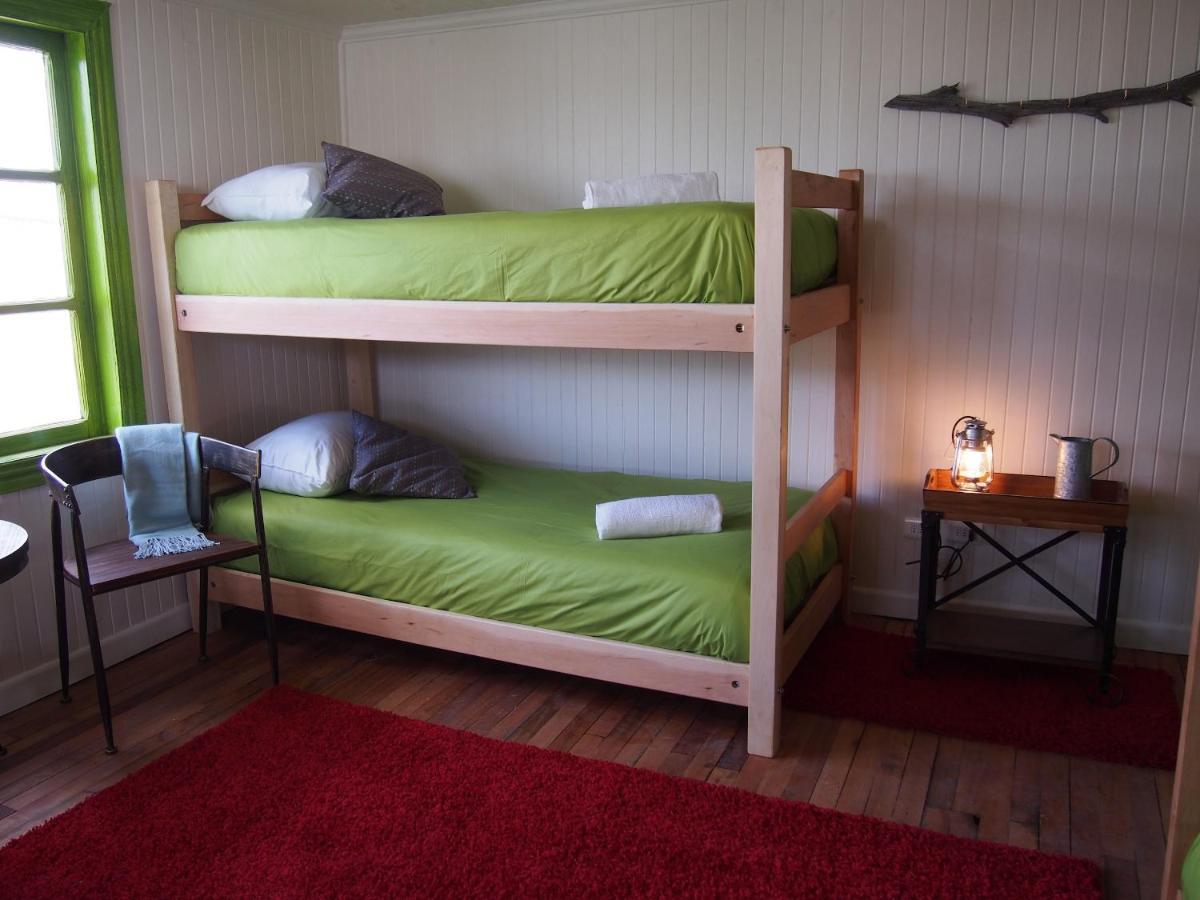Wild Hostel Puerto Natales Buitenkant foto