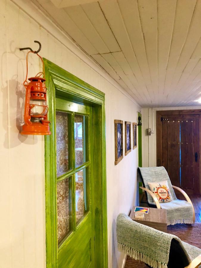 Wild Hostel Puerto Natales Buitenkant foto