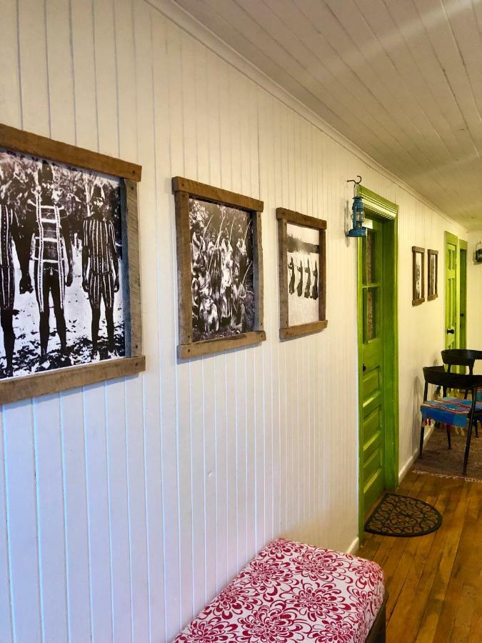 Wild Hostel Puerto Natales Buitenkant foto
